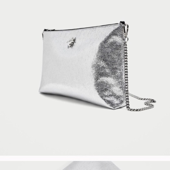 ZARA silver envelope clutch with beetle detail - Picture 4 of 7